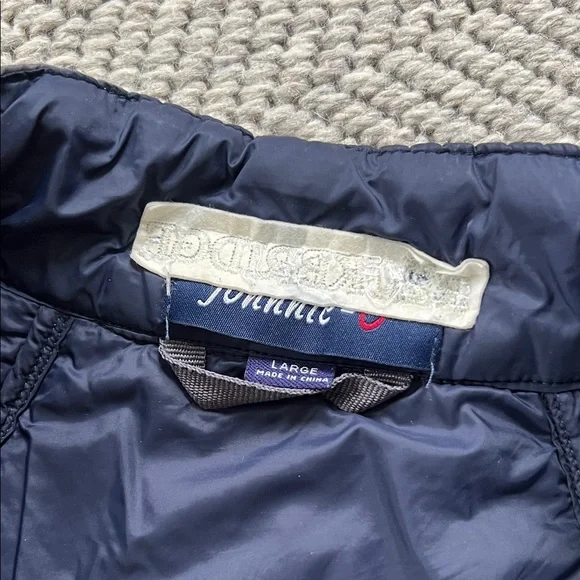 Johnnie-O Men's Quilted Vest - Picture 2 of 11